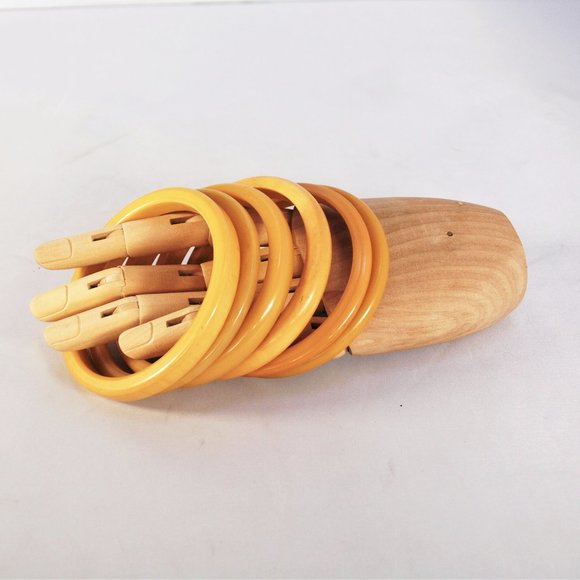 Vintage Bakelite Bangle Bracelet Set #2 - Picture 4 of 6